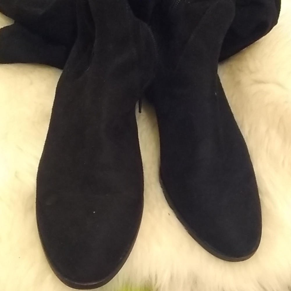 SENT AS GIFT over the knee boots - Picture 3 of 4